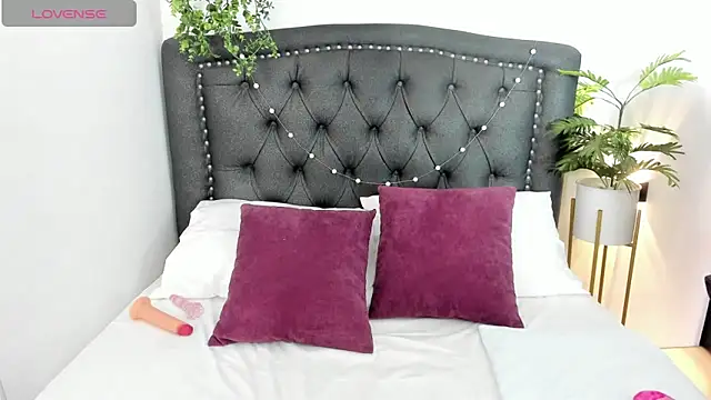 Snapshot of sahara1802 chatting on 14, 1, 2026 sahara1802 online show from 14, 1, 2026