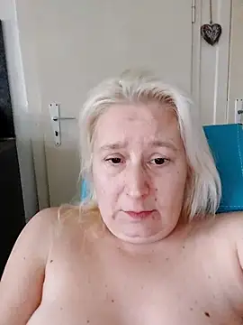 Snapshot of GeileEstelle chatting on 12, 2, 2025 GeileEstelle online show from 12, 2, 2025