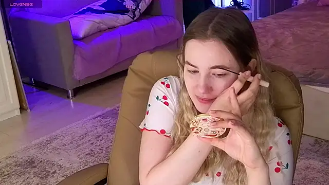 elinanortas online show from 9, 10, 2025