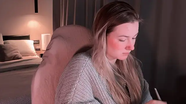 elinanortas online show from 29, 11, 2025