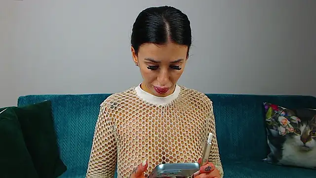 SaraDaisy online show from 6, 2, 2026