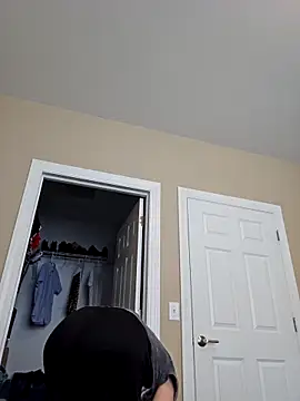 AmethystFoxx online show from 8, 9, 2025