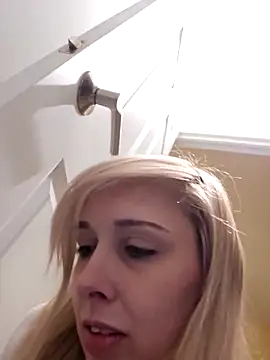 AmethystFoxx online show from 21, 12, 2025