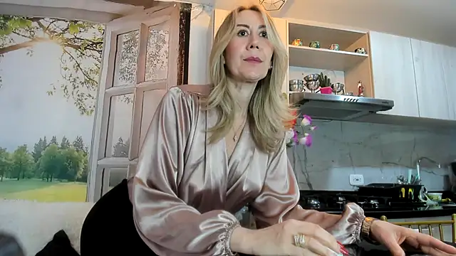 Snapshot of ashleymilf_1 chatting on 20, 5, 2026 ashleymilf 1 online show from 20, 5, 2026