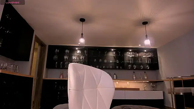 NaomiSainz online show from 20, 4, 2026