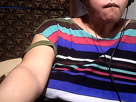 sweetsosie18 online show from 13, 1, 2026