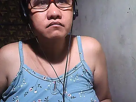 sweetsosie18 online show from 12, 2, 2026