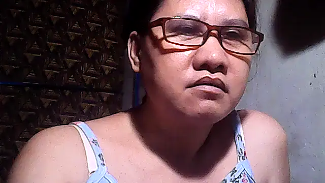 sweetsosie18 online show from 22, 4, 2026