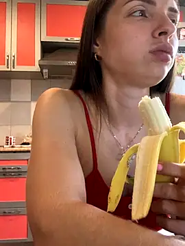 SeducingYoghourt online show from 15, 9, 2025