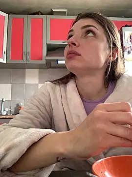 SeducingYoghourt online show from 24, 4, 2026