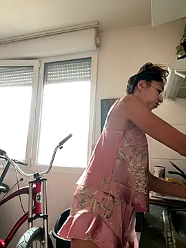 amanilouve online show from 14, 11, 2025