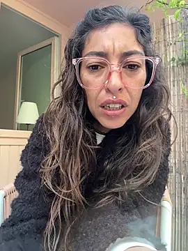 amanilouve online show from 21, 4, 2026