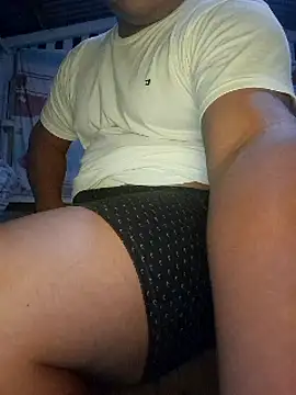 Snapshot of Efrain2090 chatting on 24, 12, 2024 Efrain2090 online show from 24, 12, 2024