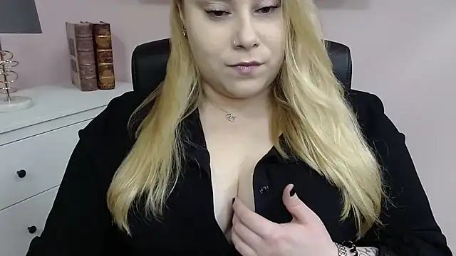 XgloryHAILEY online show from 3, 12, 2024