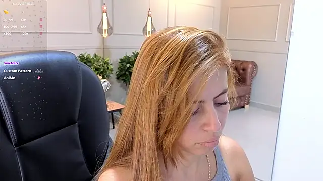 Snapshot of ROSE__15 chatting on 29, 10, 2025 ROSE 15 online show from 29, 10, 2025