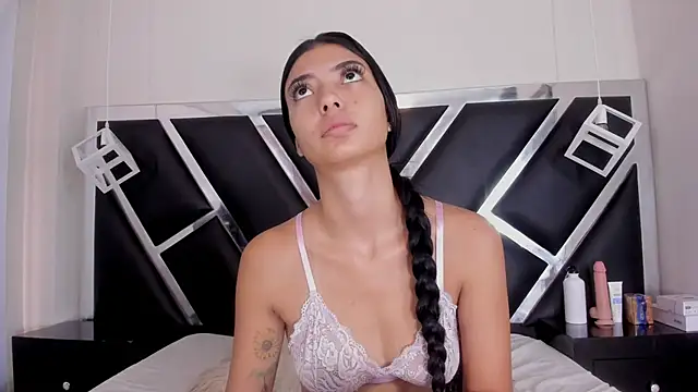 MiaConte online show from 24, 12, 2024