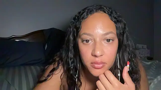 Snapshot of dreamyriri chatting on 13, 6, 2026 dreamyriri online show from 13, 6, 2026