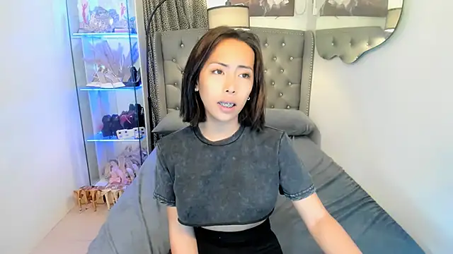 reighnempress online show from 6, 1, 2026