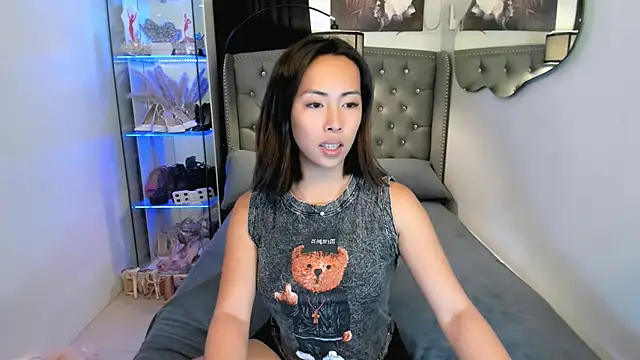 reighnempress online show from 25, 3, 2026