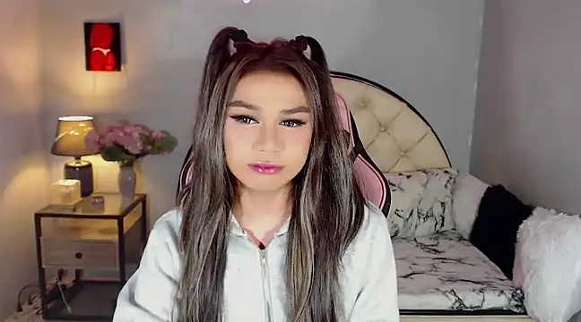 Snapshot of WeezyBabyXoxo chatting on 17, 12, 2024 WeezyBabyXoxo online show from 17, 12, 2024