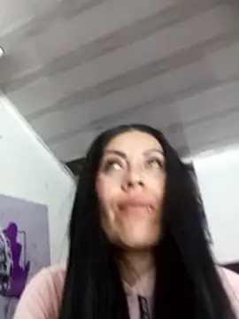 Tania mature online show from 21, 4, 2026