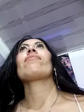 Tania mature online show from 23, 4, 2026