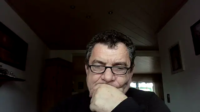 Nobbie444 online show from 13, 11, 2025