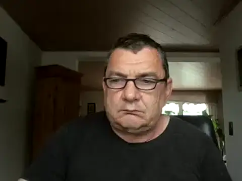 Nobbie444 online show from 7, 6, 2026