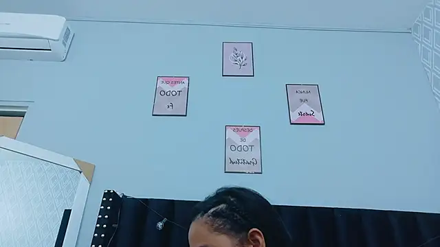 colombiamommy online show from 30, 10, 2025