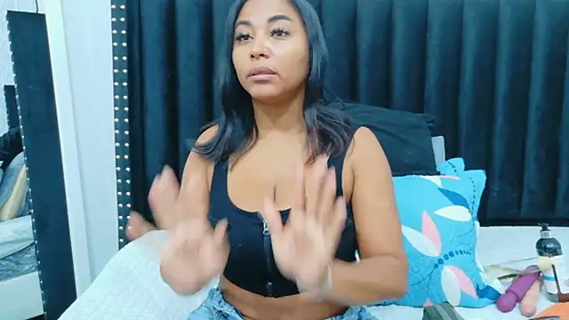 colombiamommy online show from 21, 4, 2026