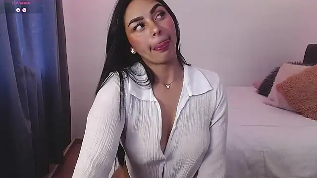 Snapshot of Melaniie01 chatting on 5, 3, 2026 Melaniie01 online show from 5, 3, 2026