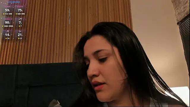 Kareena chopra online show from 23, 4, 2026