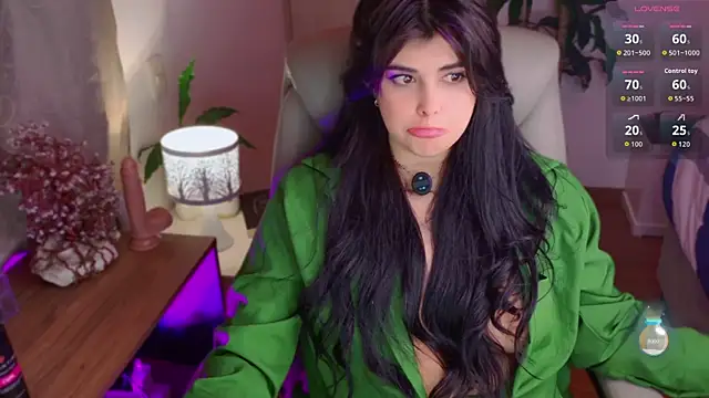 Alyaa s online show from 5, 6, 2026