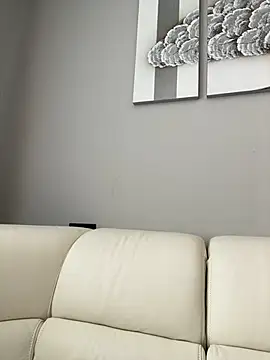 DoriDeluxe66 online show from 12, 3, 2025