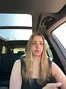 DoriDeluxe66 online show from 22, 2, 2026