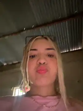 Snapshot of Sarita-candy chatting on 30, 12, 2024 Sarita-candy online show from 30, 12, 2024