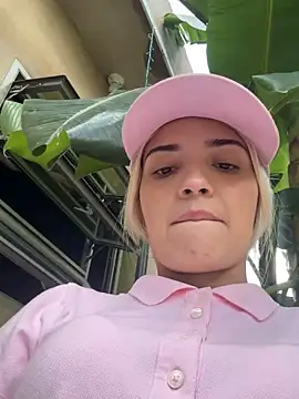 Snapshot of Sarita-candy chatting on 31, 12, 2024 Sarita-candy online show from 31, 12, 2024