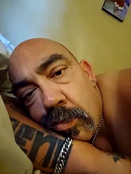 Snapshot of Smalldick805 chatting on 11, 9, 2025 Smalldick805 online show from 11, 9, 2025