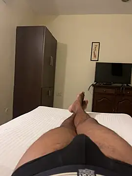 Snapshot of karthikchennai09 chatting on 8, 5, 2026 karthikchennai09 online show from 8, 5, 2026