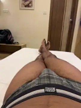 Snapshot of karthikchennai09 chatting on 12, 5, 2026 karthikchennai09 online show from 12, 5, 2026