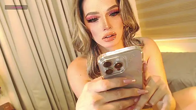 Snapshot of NiamahBarret chatting on 9, 3, 2025 NiamahBarret online show from 9, 3, 2025