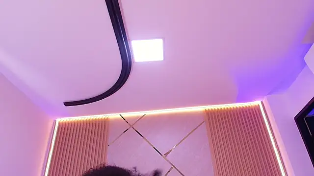 naia blessed online show from 23, 4, 2026