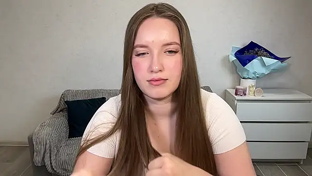 Snapshot of EvaMaddison chatting on 8, 2, 2026 EvaMaddison online show from 8, 2, 2026