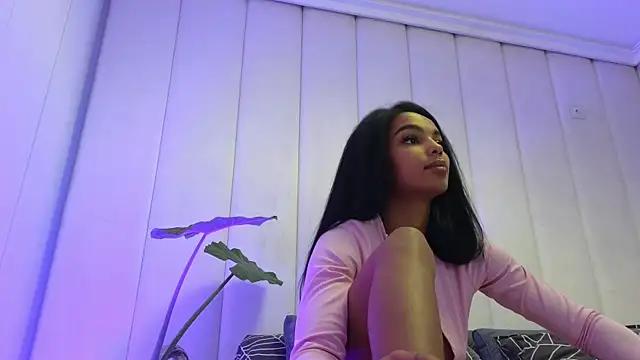 KimiBrown online show from 21, 12, 2024