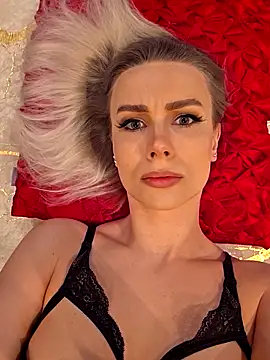AureliaDoux online show from 24, 4, 2026