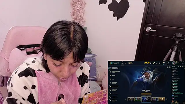 Nami usagi online show from 10, 7, 2026