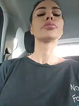 Lorettelorena online show from 12, 7, 2026