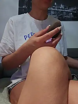 Lorettelorena online show from 3, 8, 2026