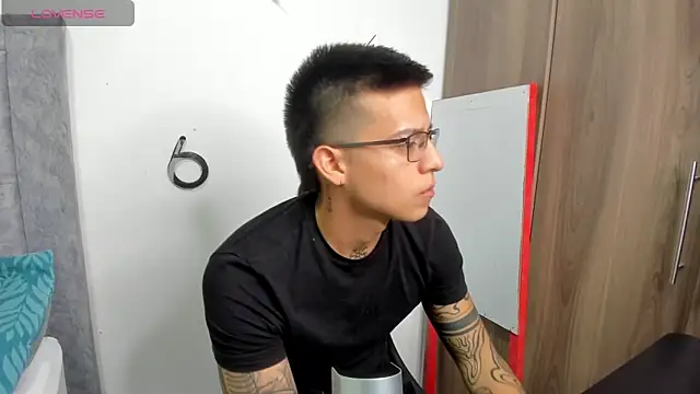 Snapshot of SIXXTOLOVE18 chatting on 21, 2, 2026 SIXXTOLOVE18 online show from 21, 2, 2026