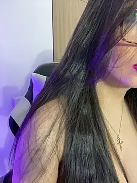 Snapshot of KateLatorre chatting on 4, 3, 2026 KateLatorre online show from 4, 3, 2026